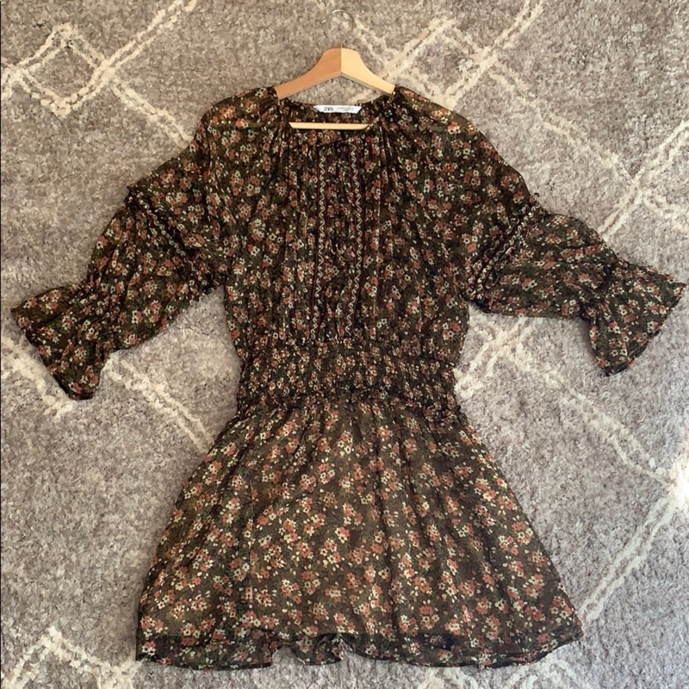 NWOT Zara Floral Print Dress